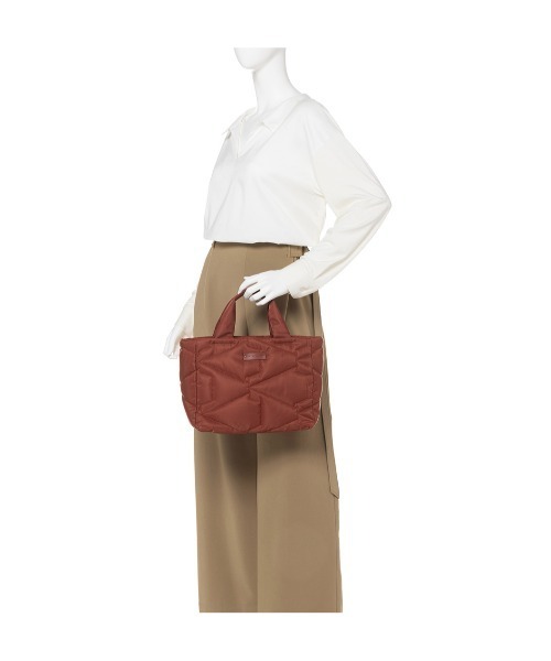 ANTEPRIMA/MISTO（アンテプリマミスト）の「トラプンタート A/スモール/ナイロンバッグ/キルティングバッグ/3WAYバッグ/ショルダーバッグ（トートバッグ・レディース・ブラック/オレンジ/キャメル・ONE SIZE）」の21枚目の写真