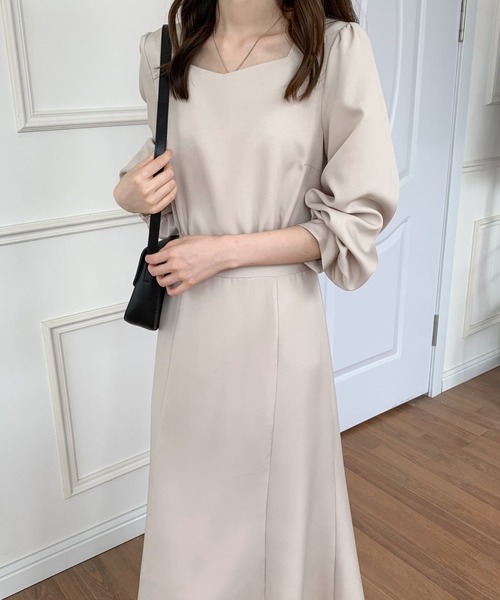 ECLIN（エクラン）の「バックリボンマーメイドロングワンピース（ワンピース・レディース・ブラック/ダークブラウン/ベージュ・FREE）」の20枚目の写真