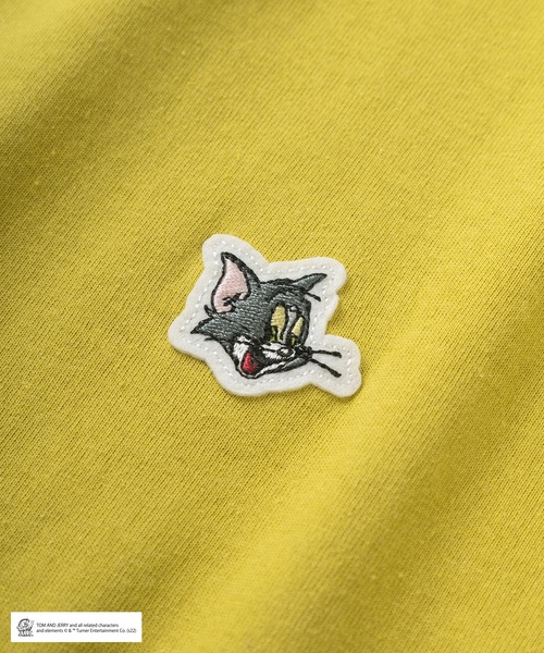 Tom&Jerry(トムアンドジェリー)の「【TOM&JERRY/トムとジェリー】ワンポイントワッペン マルチカラー コラージュロゴ 袖プリント ロングスリーブ/ ビッグシルエット(Tシャツ/カットソー・レディース・ホワイト/ブラック/ブラウン/マスタード・M/L/XL)」の12枚目の写真