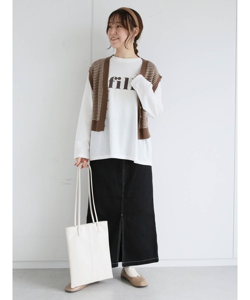 ehka sopo(エヘカソポ)の「フロッキーロゴTシャツ(Tシャツ/カットソー・レディース・ベージュ/オフホワイト/チャコール・フリ-)」の17枚目の写真