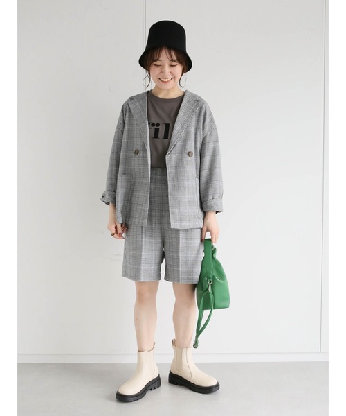 ehka sopo(エヘカソポ)の「フロッキーロゴTシャツ(Tシャツ/カットソー・レディース・ベージュ/オフホワイト/チャコール・フリ-)」の20枚目の写真