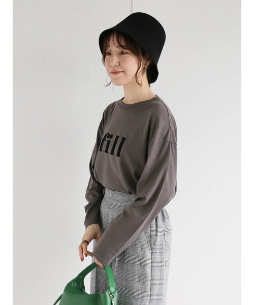 ehka sopo(エヘカソポ)の「フロッキーロゴTシャツ(Tシャツ/カットソー・レディース・ベージュ/オフホワイト/チャコール・フリ-)」の7枚目の写真