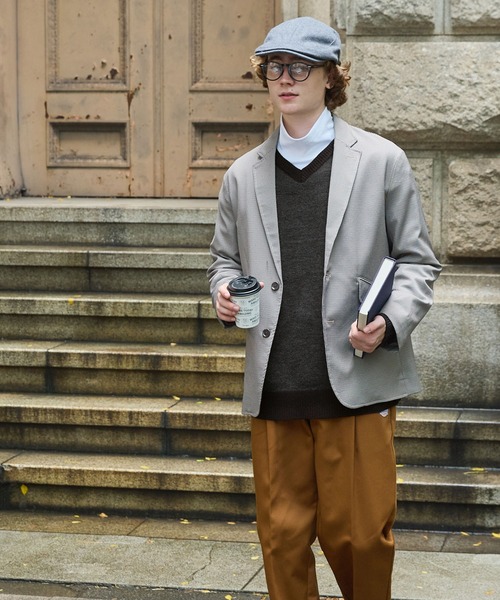 PENNEYS(ぺニーズ)の「PENNEYS/ペニーズ 別注 THE FOX ロゴ ワッペン刺繍ワンポイント Vネック配色ルーズプルオーバーニット(ニット/セーター・レディース・アイボリー/セージグリーン/ネイビー/チャコール・L/M)」の16枚目の写真