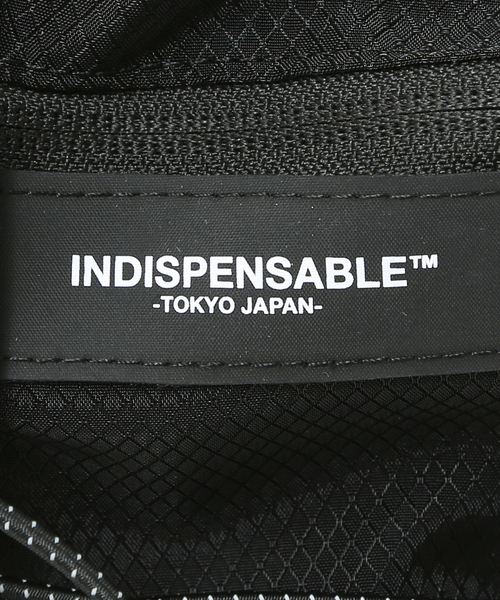 INDISPENSABLE （インディスペンサブル）の「【INDISPENSABLE / インディスペンサブル】IDP SHOULDER BAG LITT ST（ショルダーバッグ・メンズ・ホワイト/ブラック・フリー）」の22枚目の写真