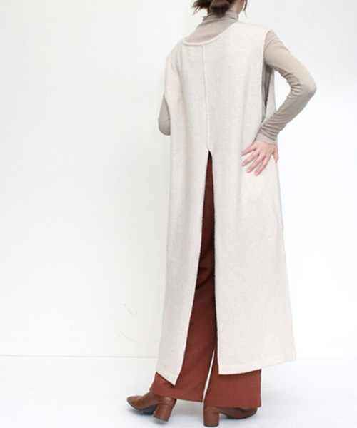 STYLEBLOCK（スタイルブロック）の「ミックスブークレーニット深Vネックノースリーブワンピース（ワンピース・レディース・ライトベージュ/ブラウン/モカ/ベージュ・M）」の6枚目の写真