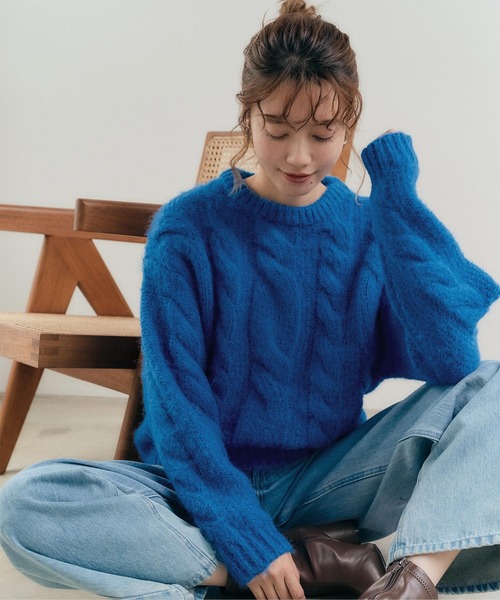 titivate（ティティベイト）の「クルーネックケーブルニットプル