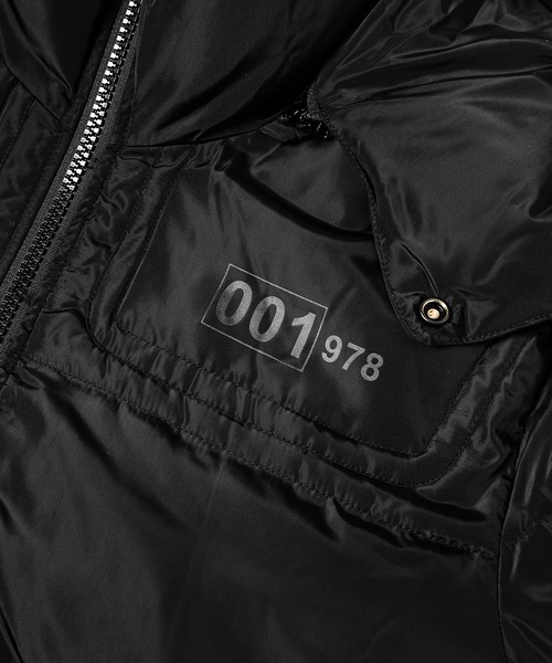 DIESEL(ディーゼル)の「メンズ ウィンタージャケット コート 中綿 ナイロン(その他アウター・メンズ・ネイビー/ブラック・LARGE/X-LARGE/SMALL/MEDIUM)」の15枚目の写真