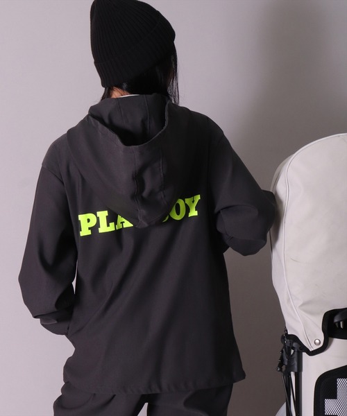 PLAYBOY（プレイボーイ）の「(DV)【PLAYBOY GOLF】ストレッチ ツイル フード ジャケット（ブルゾン・メンズ・ブラック/チャコールグレー・MEDIUM/LARGE/X-LARGE）」の2枚目の写真