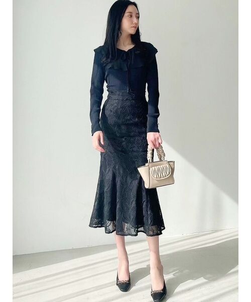 RESEXXY（リゼクシー）の「【WEB限定】カットワークレースマーメイドスカート（スカート・レディース・ブルー/ブラック/マスタード・FREE）」の12枚目の写真