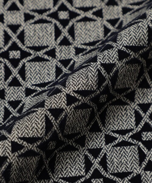 MACKINTOSH LONDON(マッキントッシュ ロンドン)の「フロッキーアンドリュープリントスカート(スカート・レディース・ネイビー・36/38)」の3枚目の写真