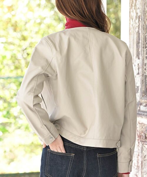 rps(アールピーエス)の「ノーカラーライダースジャケット(ライダースジャケット・レディース・ベージュ/ブラック/アイボリー・M/フリー)」の10枚目の写真