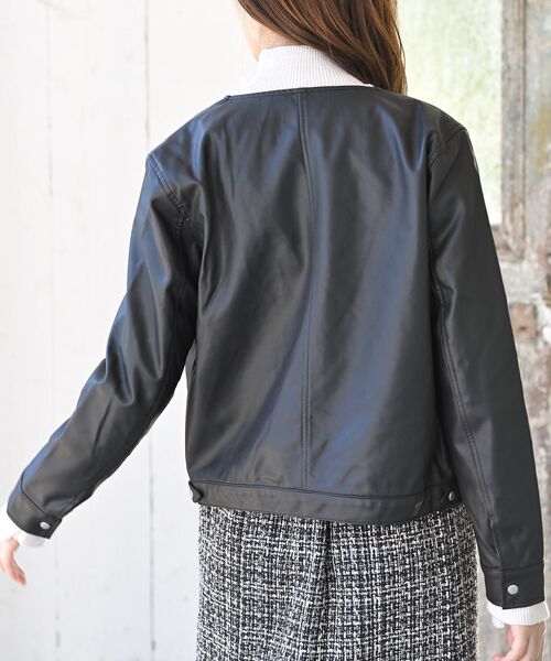 rps(アールピーエス)の「ノーカラーライダースジャケット(ライダースジャケット・レディース・ベージュ/ブラック/アイボリー・M/フリー)」の18枚目の写真