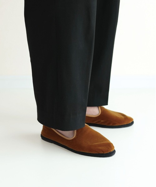 UNICOM(ユニコン)の「<Lila & Fleur>Slip on shoes Adult Red(スリッポン・レディース・レッド・23.5cm/24.0cm/23.0cm/24.5cm/22.5cm)」の4枚目の写真