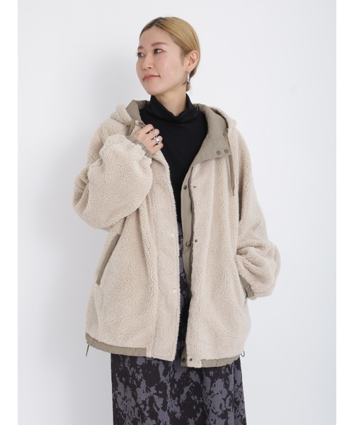 Samansa Mos2 blue(サマンサモスモスブルー)の「リバーシブルボアマウンテンパーカー(マウンテンパーカー・レディース・ネイビー/キナリ/カーキ・フリ-)」の20枚目の写真