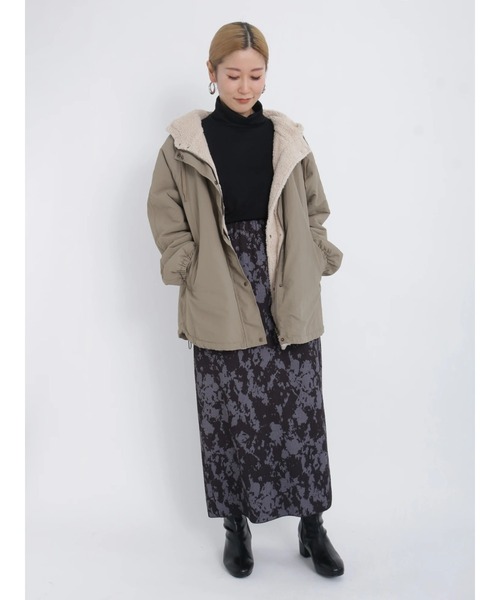 Samansa Mos2 blue(サマンサモスモスブルー)の「リバーシブルボアマウンテンパーカー(マウンテンパーカー・レディース・ネイビー/キナリ/カーキ・フリ-)」の10枚目の写真