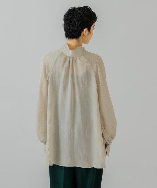 KBF（ケイビーエフ）の「ボウタイ2WAYボリュームブラウス（シャツ/ブラウス・レディース・ブラック/ベージュ/オフホワイト・ONE）」の13枚目の写真