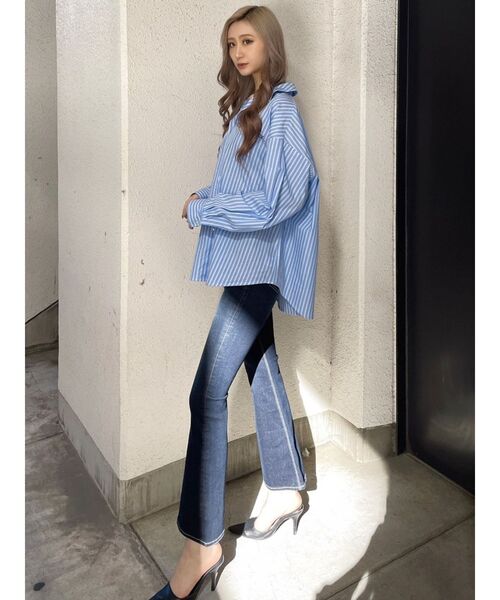 GYDA(ジェイダ)の「FRONT LOGO BIGシャツ(シャツ/ブラウス・レディース・オフホワイト/ブルー・FREE)」の13枚目の写真