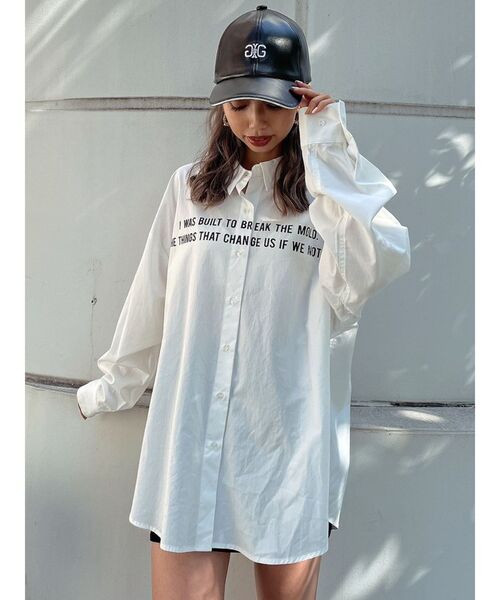 GYDA(ジェイダ)の「FRONT LOGO BIGシャツ(シャツ/ブラウス・レディース・オフホワイト/ブルー・FREE)」の1枚目の写真