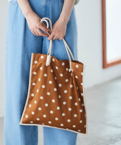 le.coeur blanc（ルクールブラン）の「ドットプリントトートバッグ（トートバッグ・レディース・ブラック系その他/ホワイト系その他/ブラウン系その他2・FREE）」の7枚目の写真