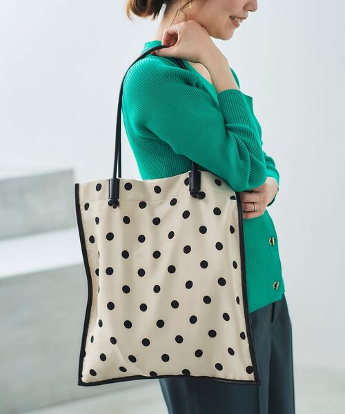 le.coeur blanc（ルクールブラン）の「ドットプリントトートバッグ（トートバッグ・レディース・ブラック系その他/ホワイト系その他/ブラウン系その他2・FREE）」の17枚目の写真