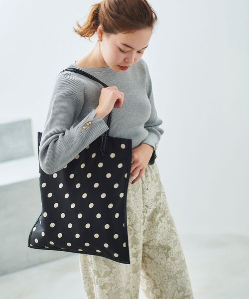le.coeur blanc（ルクールブラン）の「ドットプリントトートバッグ（トートバッグ・レディース・ブラック系その他/ホワイト系その他/ブラウン系その他2・FREE）」の19枚目の写真