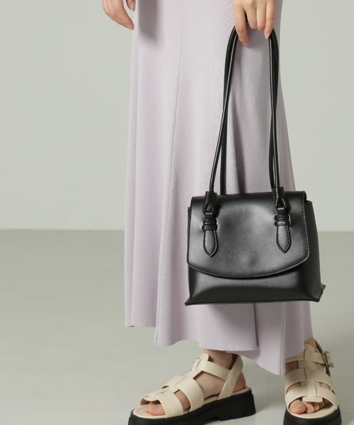 FREE'S MART（フリーズマート）の「◆ロングショルダーバッグ（ショルダーバッグ・レディース・ホワイト/ブラック/グリーン・ﾌﾘ-）」の2枚目の写真