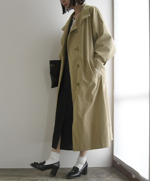 and it_（アンドイット）の「スタンドカラーロングコート（トレンチコート・レディース・ブラック/ベージュ/グレイッシュベージュ・M）」の18枚目の写真