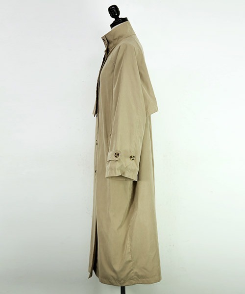 and it_（アンドイット）の「スタンドカラーロングコート（トレンチコート・レディース・ブラック/ベージュ/グレイッシュベージュ・M）」の22枚目の写真