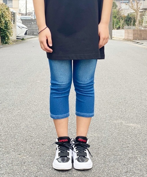 Ampersand（アンパサンド）の「Ampersand/アンパサンド ニットレギンス 7分丈（デニムパンツ・キッズ・ベージュ/ネイビー/ラベンダー/ブルー/カーキ・140/120/130）」の14枚目の写真