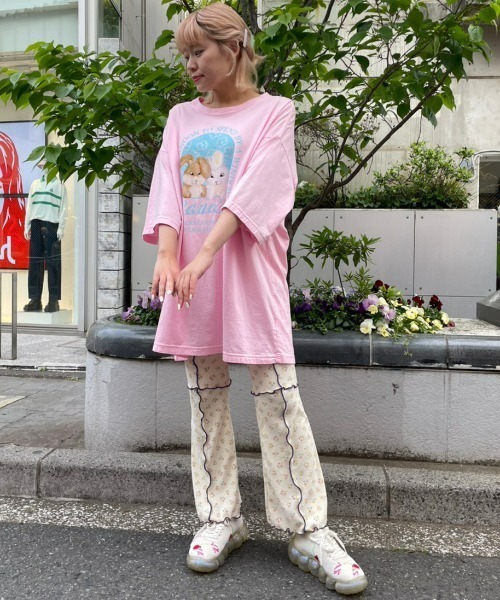 Candy Stripper(キャンディストリッパー)の「CANDY'S BUNNY BIGBIG Tシャツ(Tシャツ/カットソー・レディース・ブラック/ライトブルー/オフホワイト/ライトピンク・2)」の18枚目の写真
