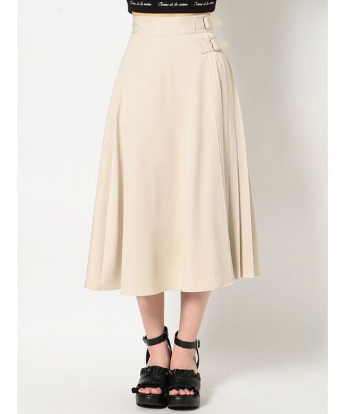 EATME（イートミー）の「サイドプリーツアシンメトリースカート（スカート・レディース・ブラック/ベージュ/その他1・SMALL/MEDIUM）」の5枚目の写真