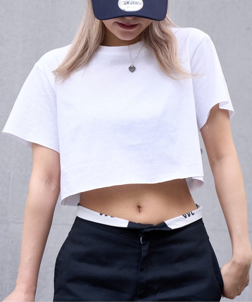 FIORUCCI 天使tシャツ クロップド　ショート丈　チビt 完売品 shopnikoniko tシャツ クロップド丈 ショルダーカットアウト T