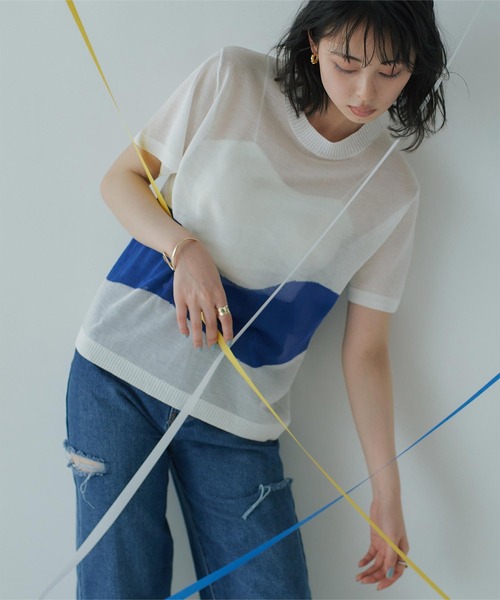 miette(ミエット)の「配色ニュアンスラインシアートップス(ニット/セーター・レディース・ブラック/ライトグレー/オフホワイト・FREE)」の4枚目の写真