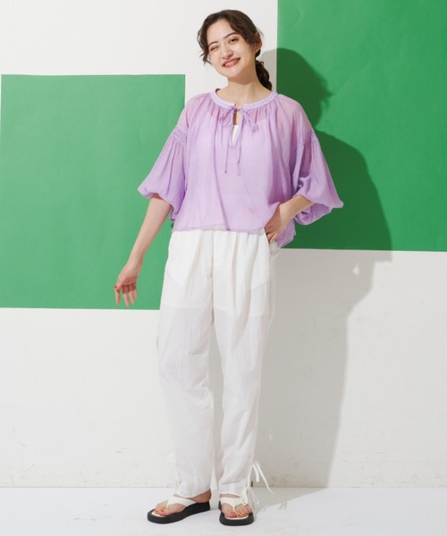 MERLOT(メルロー)の「刺繍スモックブラウス(シャツ/ブラウス・レディース・ホワイト/イエロー/パープル・FREE)」の12枚目の写真