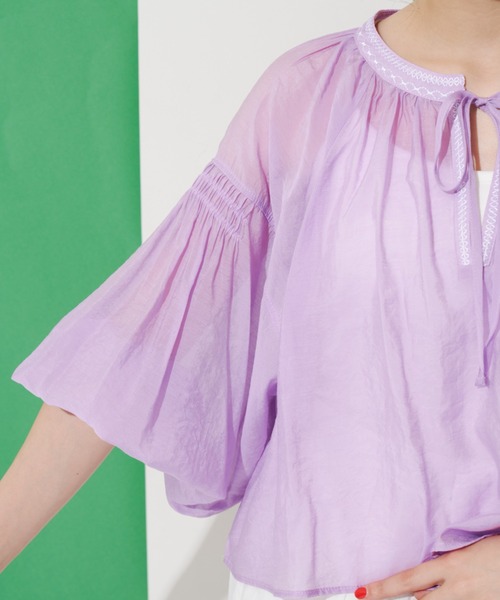 MERLOT(メルロー)の「刺繍スモックブラウス(シャツ/ブラウス・レディース・ホワイト/イエロー/パープル・FREE)」の8枚目の写真