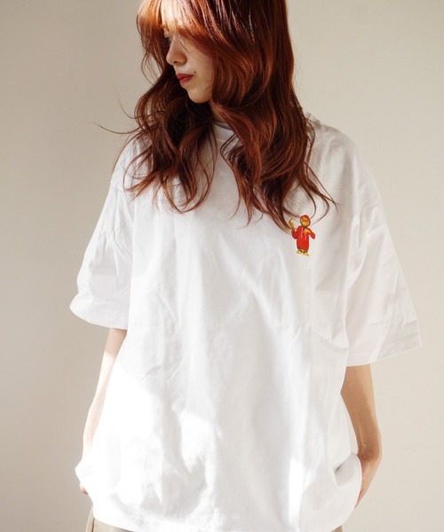 Port（ポート）の「【 E.T. / イーティー 】 Big TEE ( UNIVERSAL / ユニバーサル)（Tシャツ/カットソー・メンズ・ホワイト/ブラック・M/L/XL）」の2枚目の写真