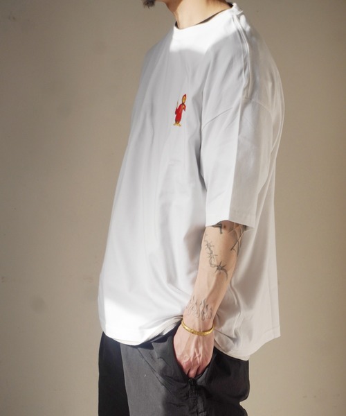 Port（ポート）の「【 E.T. / イーティー 】 Big TEE ( UNIVERSAL / ユニバーサル)（Tシャツ/カットソー・メンズ・ホワイト/ブラック・M/L/XL）」の9枚目の写真