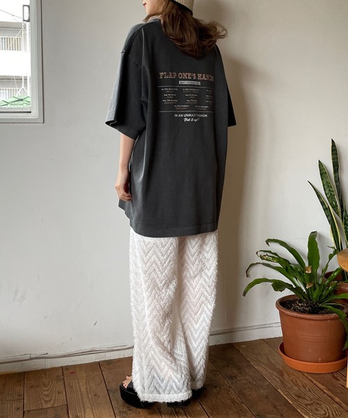 LOWRYS FARM（ローリーズファーム）の「USEDツアーTSS　908136（Tシャツ/カットソー・レディース・ホワイト/チャコールグレー/オフホワイト/イエロー/アイボリー/グレー系その他・FREE）」の11枚目の写真