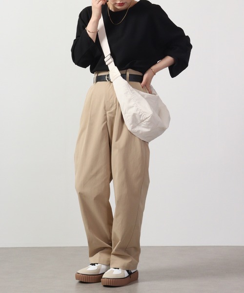 ＆soiree（アンドソワレ）の「&soiree シンプルトップス 長袖（Tシャツ/カットソー・レディース・ブラック/ベージュ・F）」の7枚目の写真