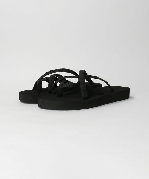 Teva(テバ)の「<TEVA>OLOWAHU オロワフ サンダル(サンダル・レディース・ブラック・5/6/7/8)」の2枚目の写真