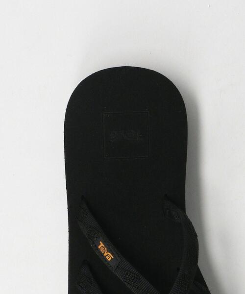 Teva(テバ)の「<TEVA>OLOWAHU オロワフ サンダル(サンダル・レディース・ブラック・5/6/7/8)」の6枚目の写真