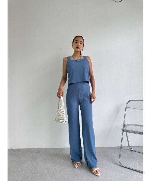 TRUNC（トランクエイティーエイト）の「Smooth Rib Short Tops（キャミソール・レディース・ブラック/ブルー/アイボリー・FREE）」の9枚目の写真