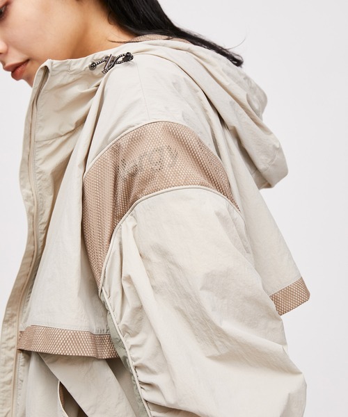NERGY（ナージー）の「【UV】カラーブロックZIPブルゾン（ブルゾン・レディース・ベージュ/ブラック・FREE）」の8枚目の写真