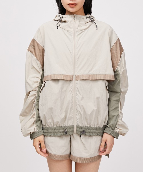 NERGY（ナージー）の「【UV】カラーブロックZIPブルゾン（ブルゾン・レディース・ベージュ/ブラック・FREE）」の20枚目の写真