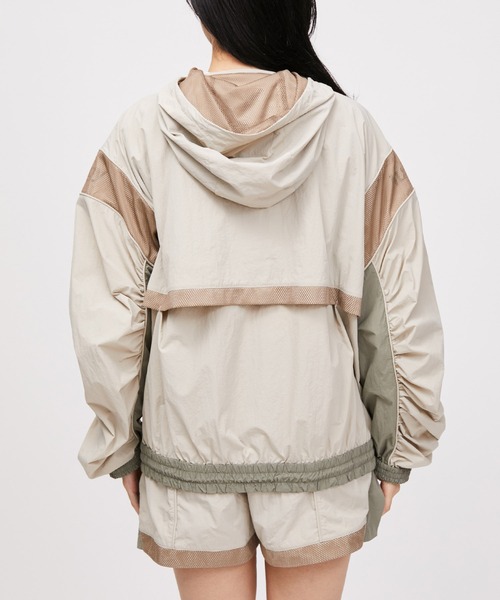 NERGY（ナージー）の「【UV】カラーブロックZIPブルゾン（ブルゾン・レディース・ベージュ/ブラック・FREE）」の22枚目の写真