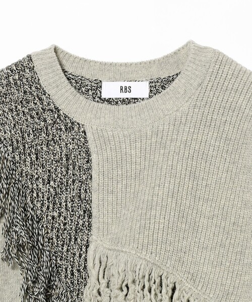 Ray BEAMS（レイビームス）の「RBS / フリンジ キリカエ プルオーバー ニット（ニット/セーター・レディース・カーキ/ライトグレー・ONE SIZE）」の12枚目の写真