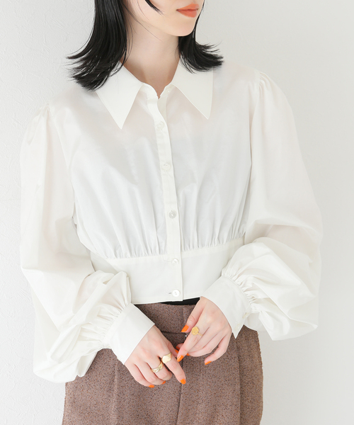 Noble（ノーブル）の「ボリュームスリーブクロップドブラウス（シャツ