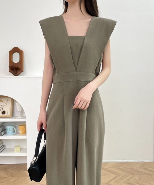 ABITOKYO（アビトーキョー）の「レイヤード風Vネックワイドサロペット（サロペット/オーバーオール・レディース・グレイッシュベージュ/チャコールグレー/ブラック/カーキ/ブルーグレー・M/L）」の18枚目の写真