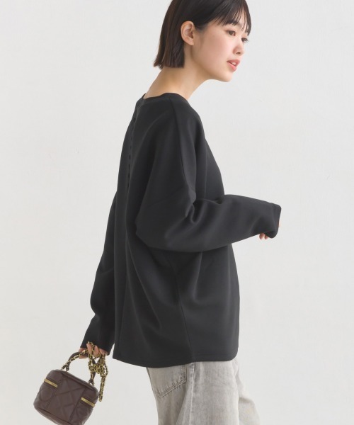 OMNES(オムネス)の「ダンボールニットコクーンシルエット長袖プルオーバー(Tシャツ/カットソー・レディース・モカ/アイボリー/ブラック/カーキ/チャコール/グレイッシュベージュ・FREE)」の18枚目の写真