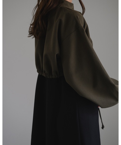 LEANN MOMENT(リーンモーメント)の「Cape flare dress(ワンピース・レディース・ブラック/カーキ/グレー・FREE)」の7枚目の写真